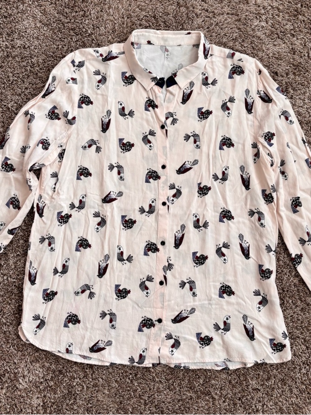 Bird Print Button-Down Shirt in Cream and Navy Size Medium - Picture 2 of 6